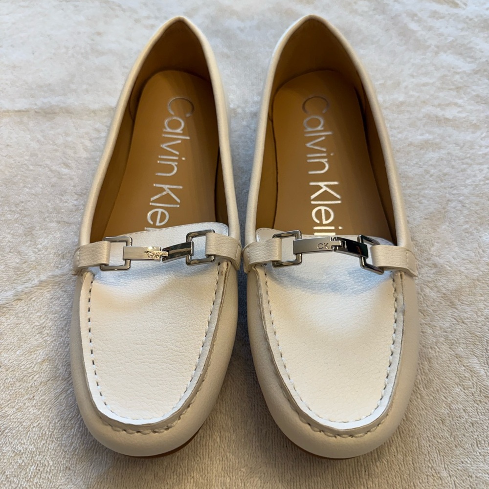 Calvin Klein Women's White Leather Loafers. 8.5